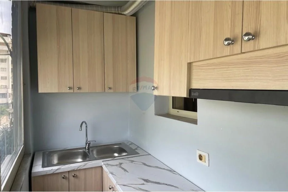 Tirane, jepet me qera apartament 1+1 Kati 4, 60 m² 450 € (rruga e elbasanit)