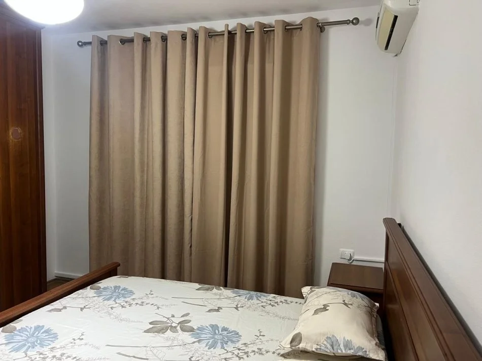 Tirane, jepet me qera apartament 2+1 Kati 5, 70 m² 510 € (AFER PALLATIT ME SHIGJETA)