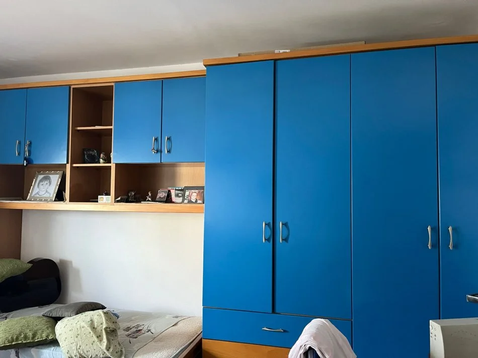 Tirane, jepet me qera apartament 2+1+Ballkon Kati 3, 130 m² 410 € (AFER CORMEUM)