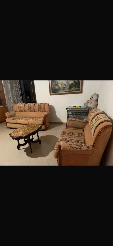 Tirane, jepet me qera apartament 2+1+Ballkon Kati 3, 130 m² 410 € (AFER CORMEUM)