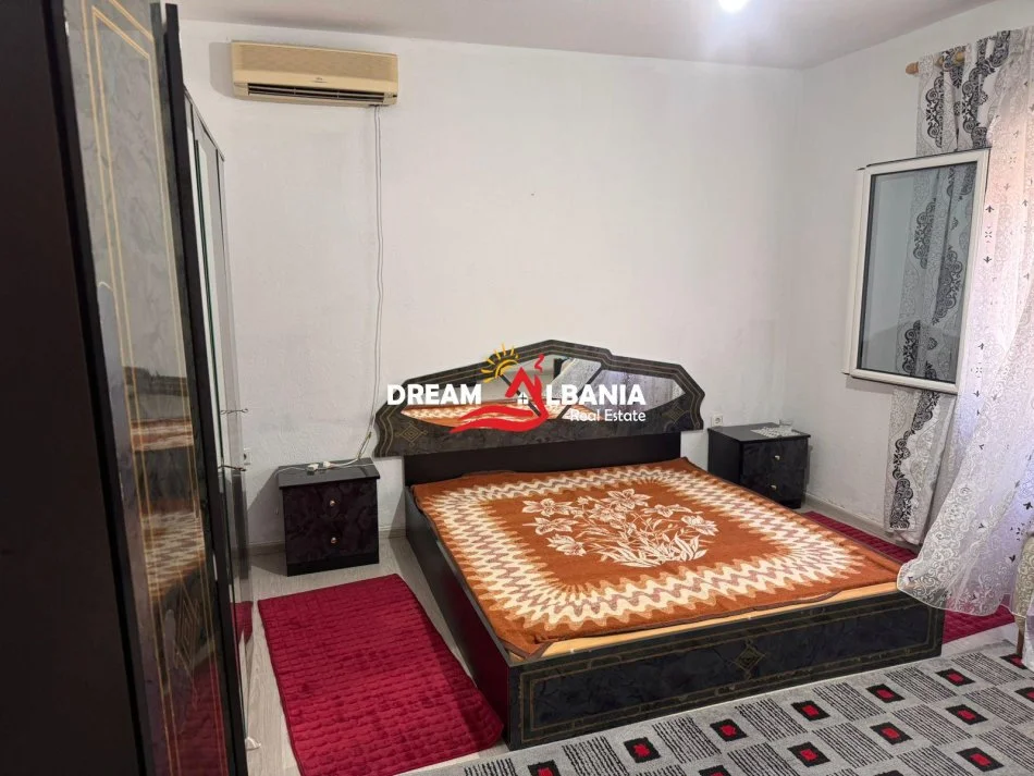Tirane, jepet me qera apartament 3+1 Kati 1, 150 m² 500 € (tek Kodra e Priftit , prane Universitetit Europian)