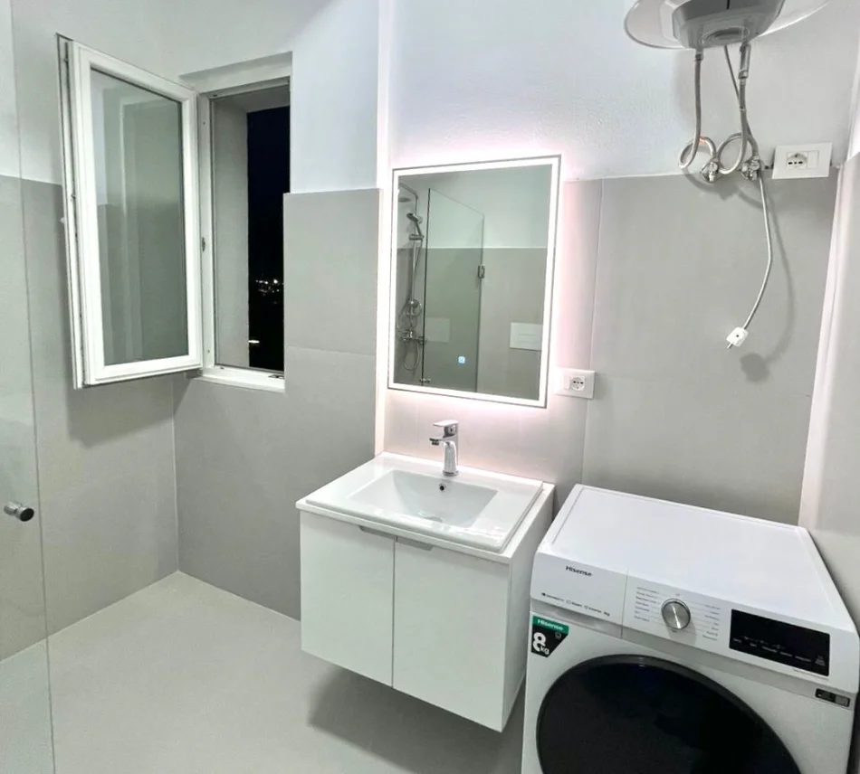 Me Qera : 2+1 📍Ish Fusha e Aviacionit (River Residence) - 600€ - S. 100m²