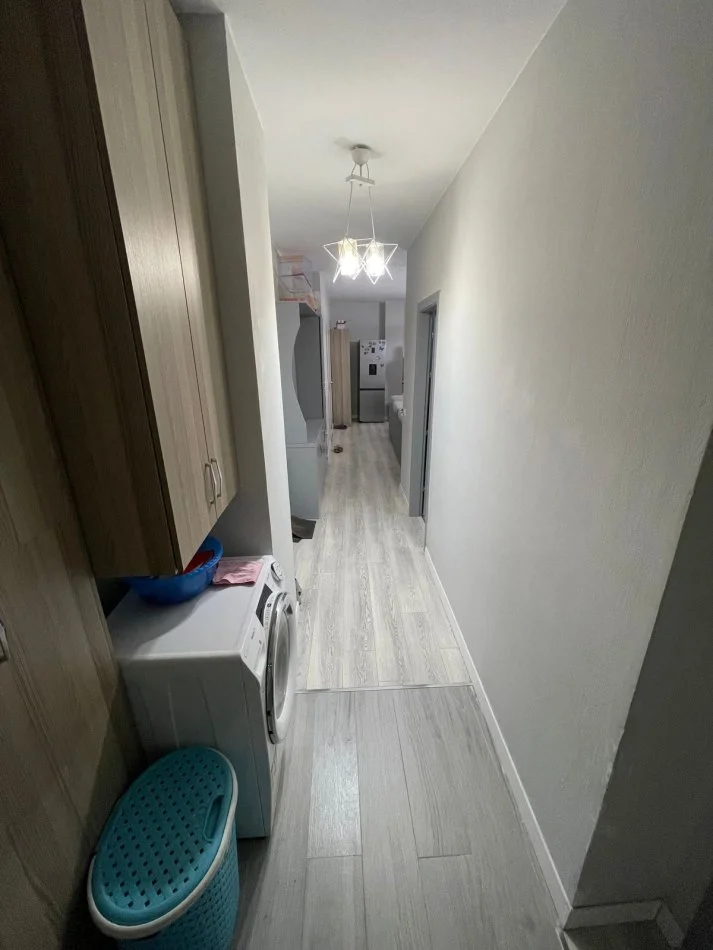 Tirane, jepet me qera apartament 2+1+Ballkon Kati 1, 100 m² 599 € (Rruga Ifan Tomini)