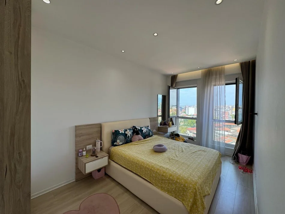 Tirane, jap me qera apartament 1+1+Ballkon Kati 9, 60 m² 550 € (rruga Artan Kenja kompleksi magnet)