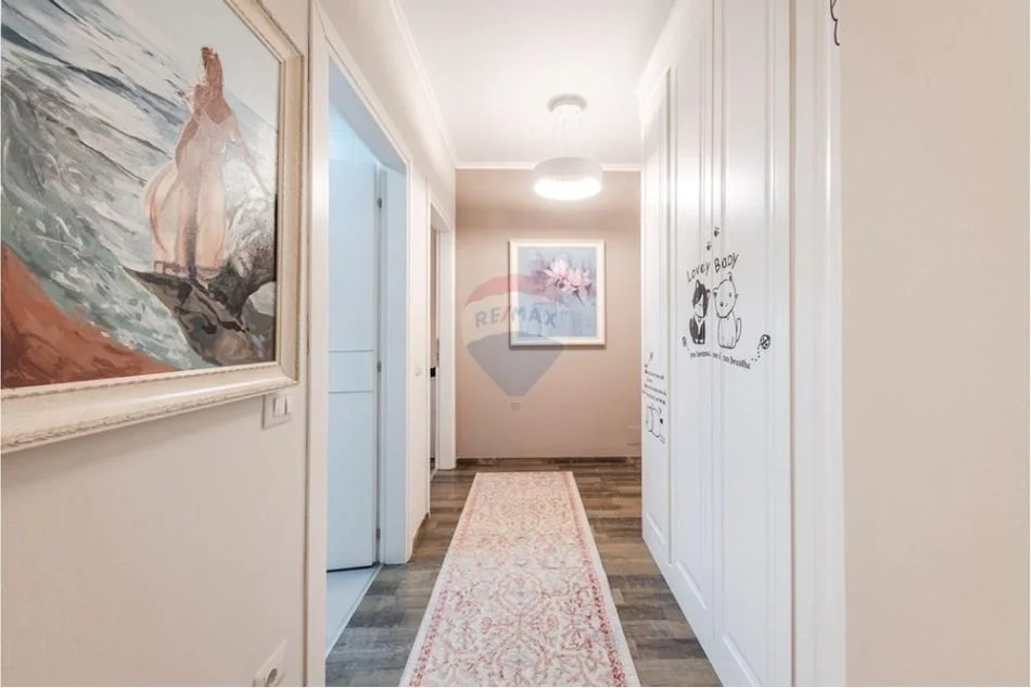 Tirane, jepet me qera apartament 2+1+Aneks+Ballkon Kati 2, 101 m² 1.000 € 