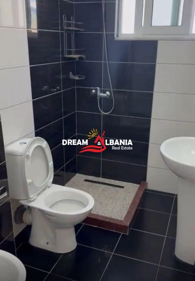 Tirane, jepet me qera apartament 1+1 Kati 5, 75 m² 350 € (Rruga 5 Maji, prane Concord Center)