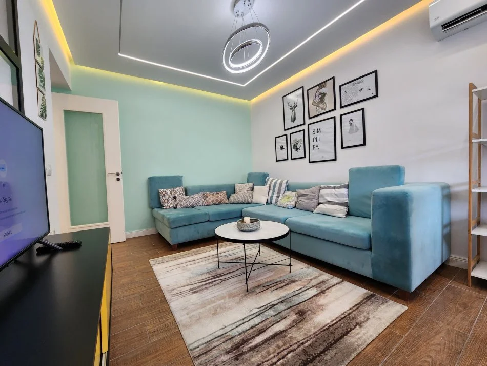 ✨Jepet me qera apartament ultra 1+1 Tek 7 Xhuxhat (Rr. E Elbasanit) Lokacion Perfekt (720€)