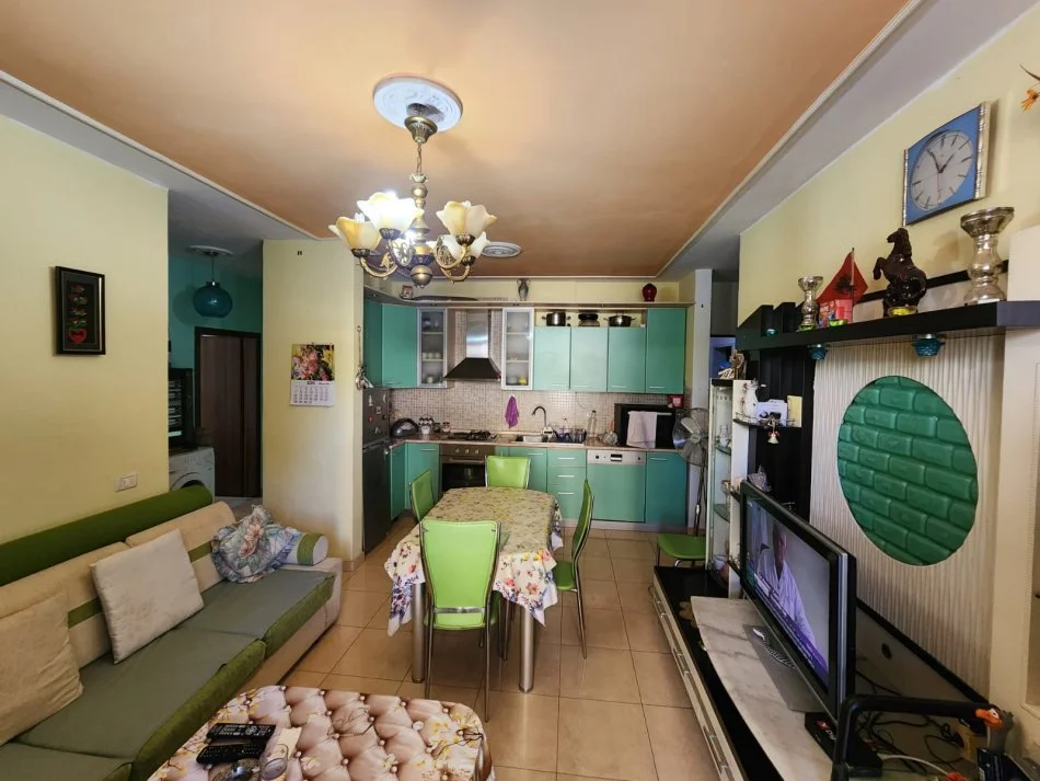 Golem, shitet apartament 2+1+Aneks+Ballkon Kati 2, 80 m² 100.000 € 