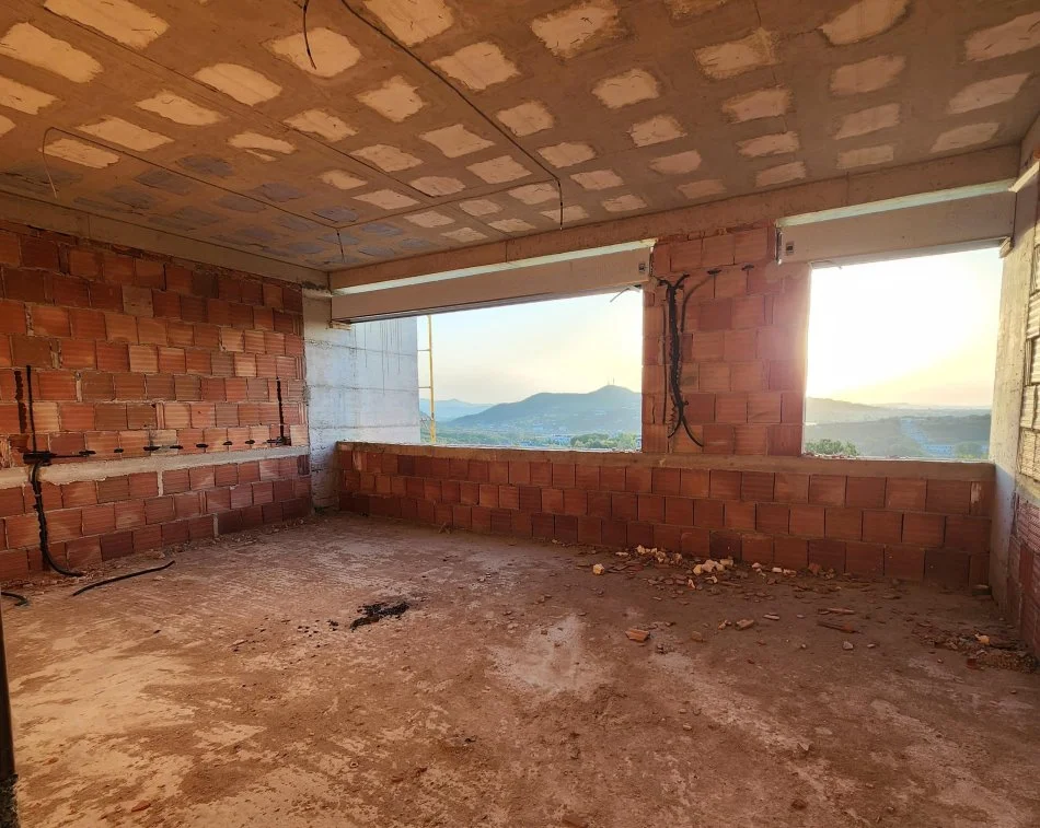 🏡 SHITET: VILË LUKSOZE TWIN ME PISHINË NË FLOWERS HILL RESIDENCE – LUNDËR/TEG  540,000 €