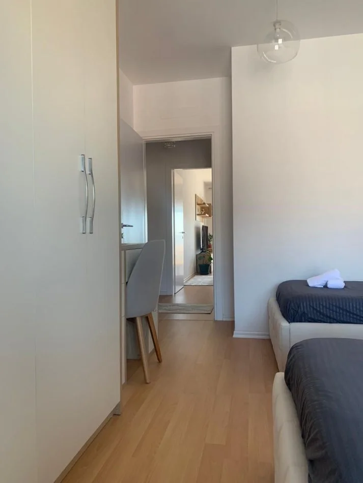 Tirane, jap me qera apartament 2+1+Ballkon Kati 7, 90 m² 650 € (5 Maji)