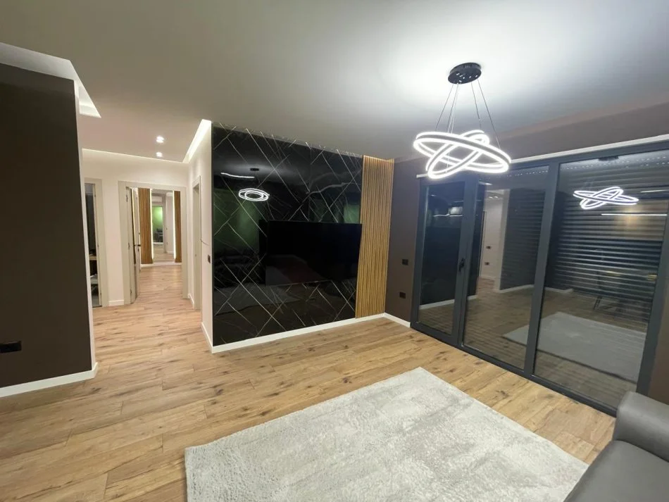 Tirane, jepet me qera apartament 2+1 Kati 9, 105 m² 1.400 € (Olympic Residence)