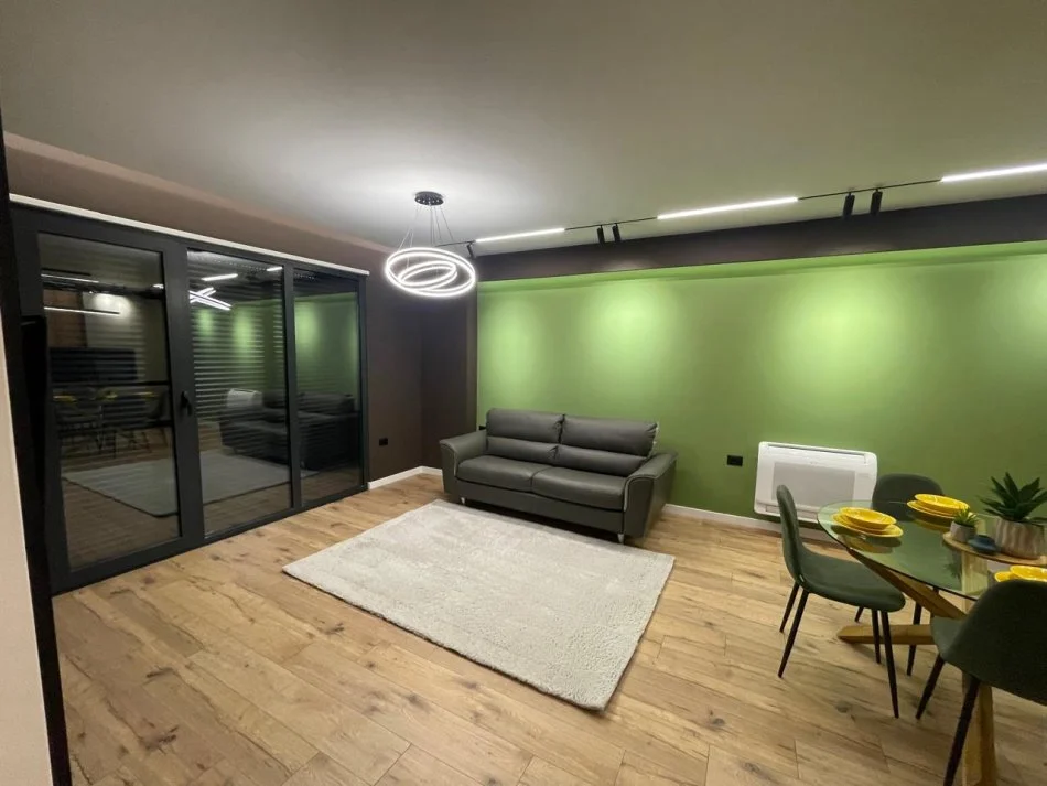 Tirane, jepet me qera apartament 2+1 Kati 9, 105 m² 1.400 € (Olympic Residence)