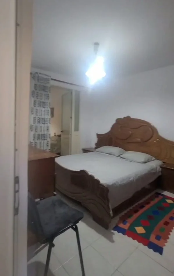 Tirane, jepet me qera apartament 2+1+Ballkon Kati 1, 100 m² 620 € 