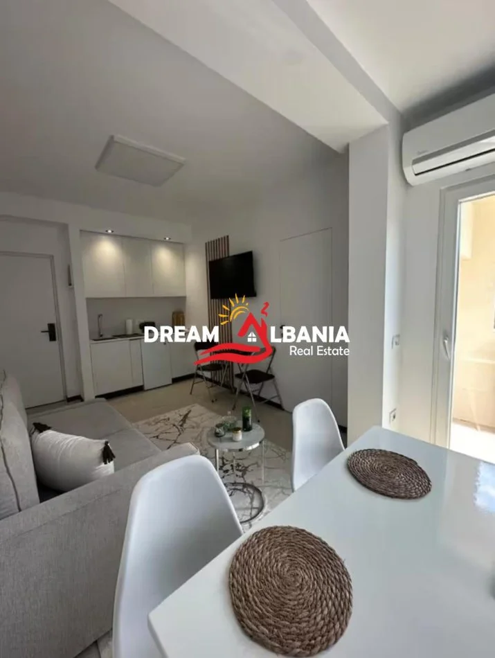 Tirane, shitet apartament 1+1 Kati 5, 63 m² 189.000 € (tek Rruga e Kavajes prane Square 21)