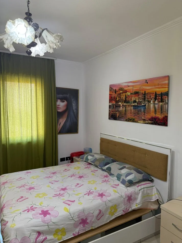 Tirane, jepet me qera garsonier 1+1 Kati 4, 45 m² 450 € (21 dhjetori)