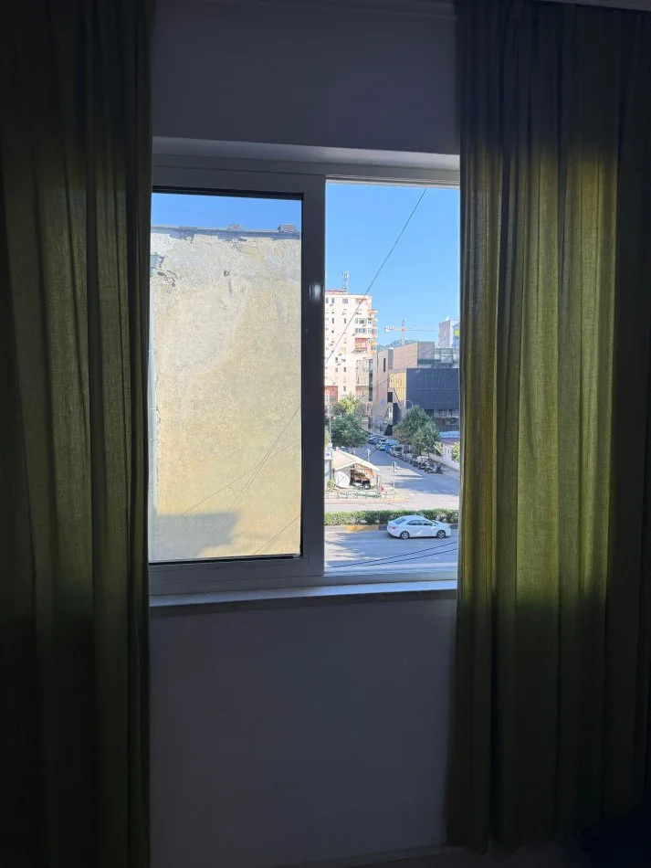 Tirane, jepet me qera garsonier 1+1 Kati 4, 45 m² 450 € (21 dhjetori)