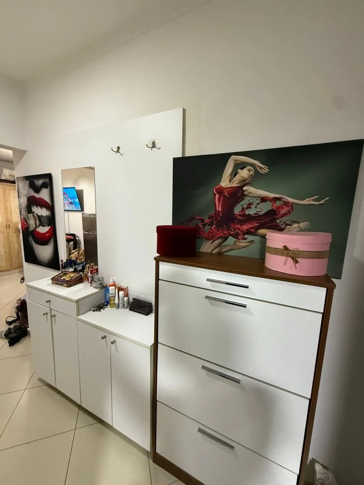 Tirane, jepet me qera garsonier 1+1 Kati 4, 45 m² 450 € (21 dhjetori)