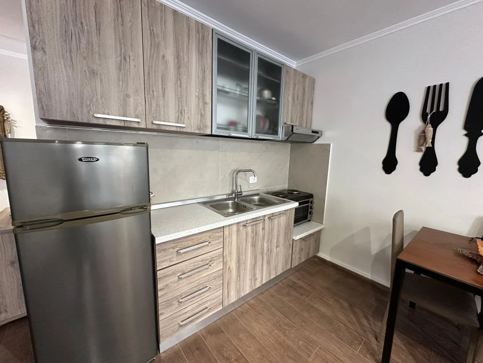 Mali Robit, shitet garsonier 1+1 Kati 1, 45 m² 73.000 € 