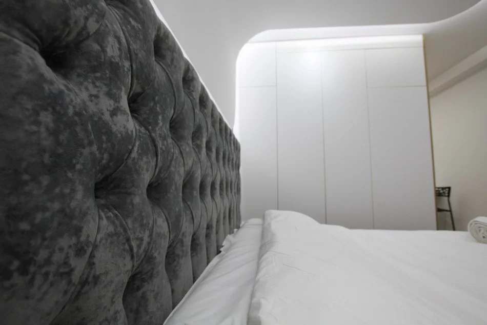 Me Qera : Garsoniere📍21 Dhjetori (Prane Vodafone) - 550€ - Sp.35m² - 100% e Re✨