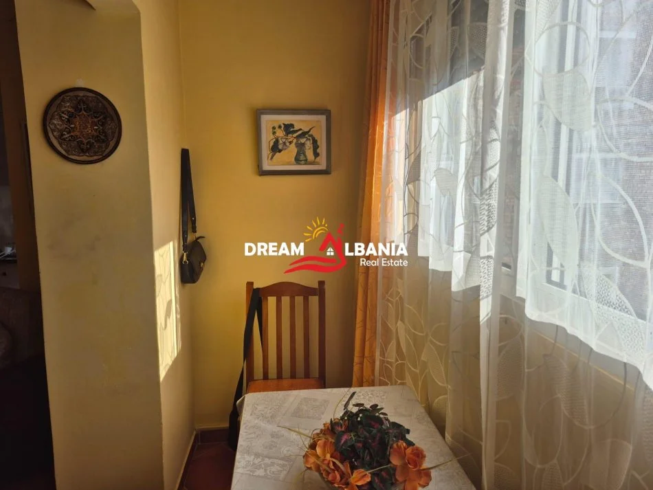 Tirane, shitet apartament 1+1 Kati 2, 65 m² 138.000 € (tek Pazari i Ri prane sheshit Avni Rustemi)