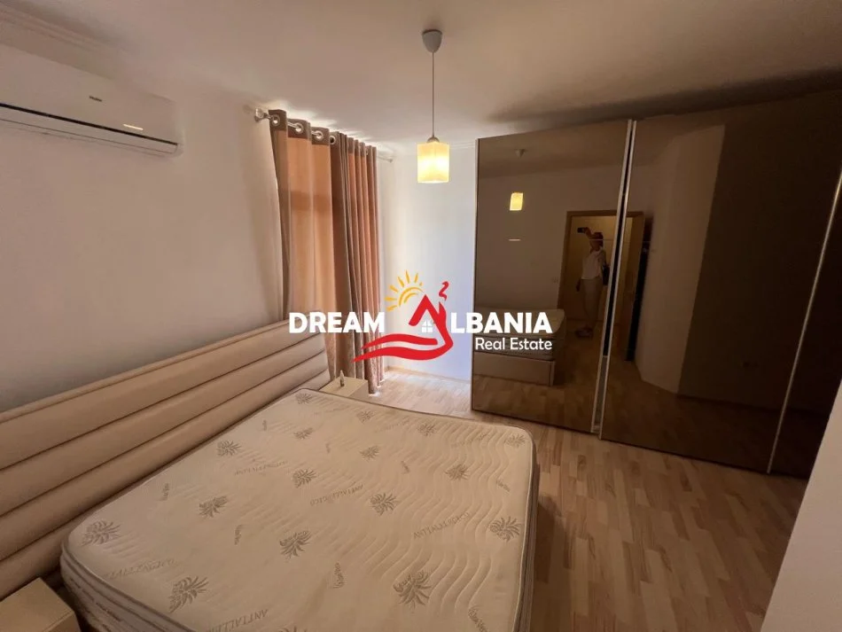 Tirane, jepet me qera apartament 2+1 Kati 6, 110 m² 690 € (Ne Qender te Tiranes tek Kompleksi Panorama)