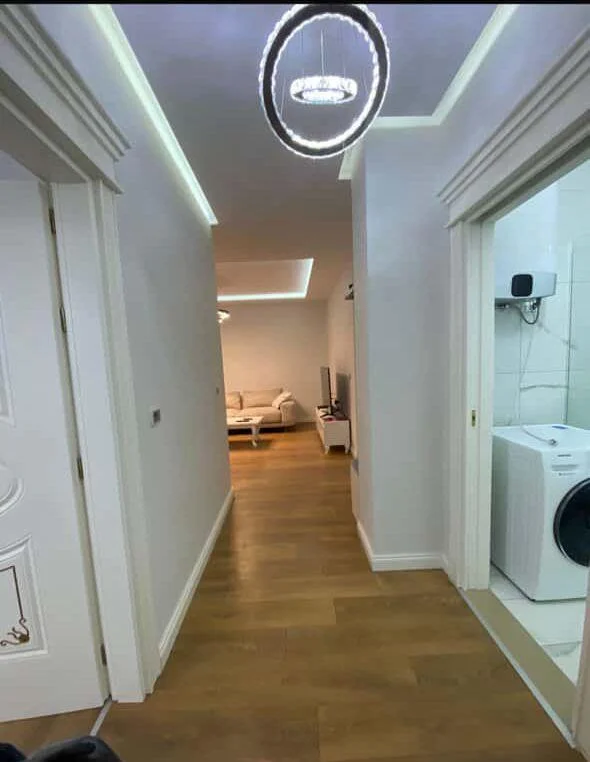 Tirane, jepet me qera apartament 2+1 Kati 3, 110 m² 800 € (Don Bosko)