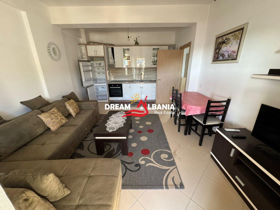 Tirane, shitet apartament 2+1 Kati 6, 93 m² 164.000 € (Rruga Kavajes, prane Amerikan 3)