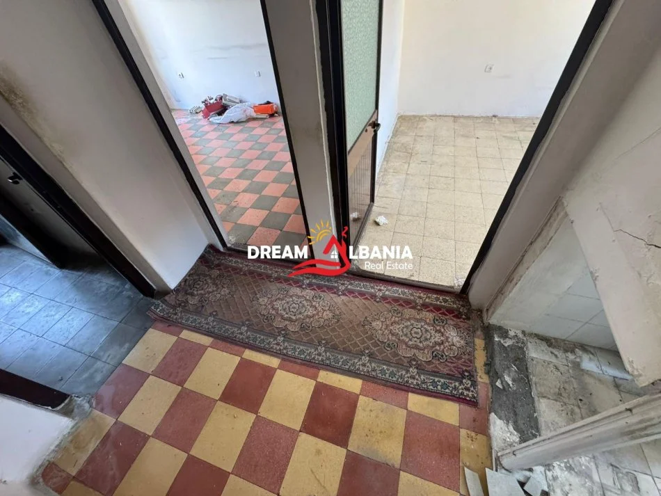 Tirane, shitet apartament 2+1 Kati 4, 73 m² 155.000 € (Rruga Durresit, prane BK Mulliri Vjeter)