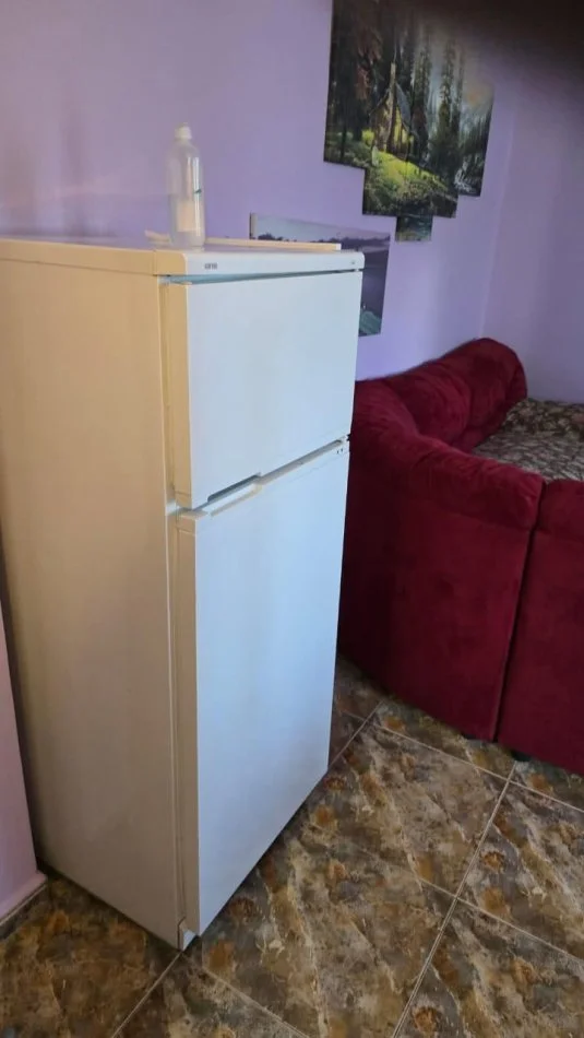 Durres, jepet me qera apartament 1+1 , 40.000 leke/muaj (Muzeumi,Durres)