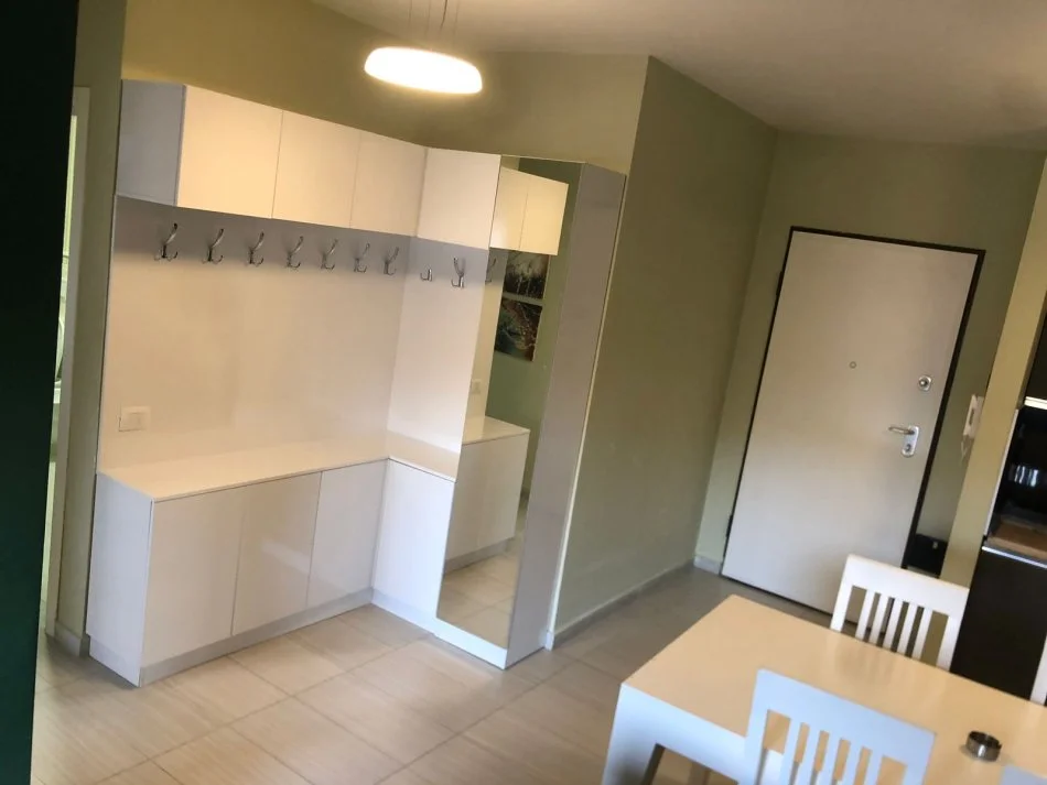 Tirane, jepet me qera apartament 2+1 Kati 4, 1.000 € 