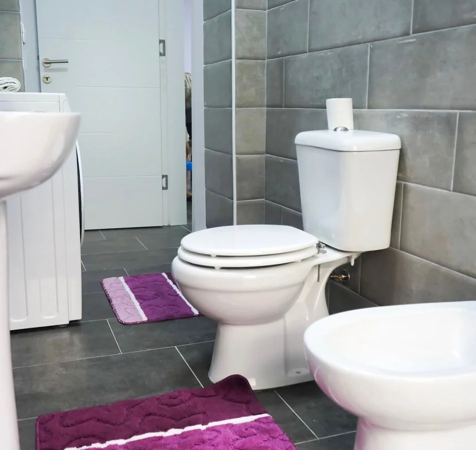 Durres, jepet me qera apartament 2+1 Kati 1, 81 m² 430 € (Plazh,Durres Rruga e Frigoriferit)