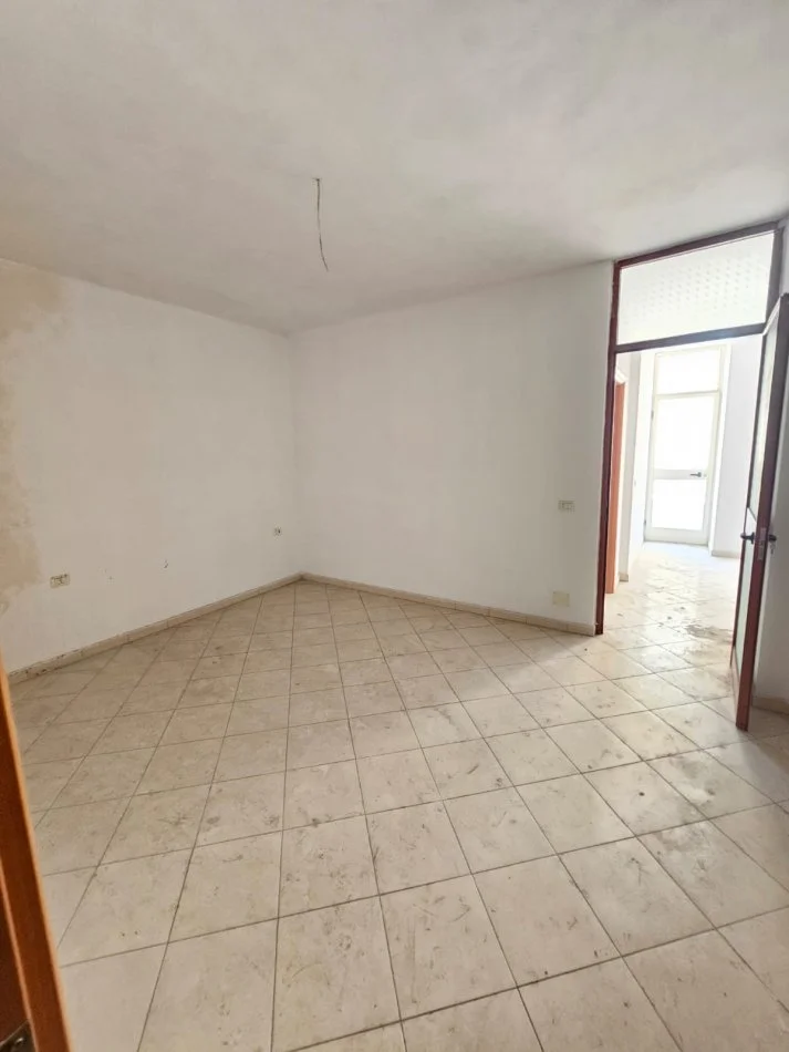 Durres Plazh, shitet apartament 3+1+Aneks+Ballkon Kati 5, 115 m² 130.000 € 