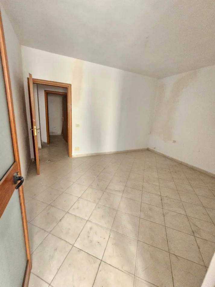 Durres Plazh, shitet apartament 3+1+Aneks+Ballkon Kati 5, 115 m² 130.000 € 