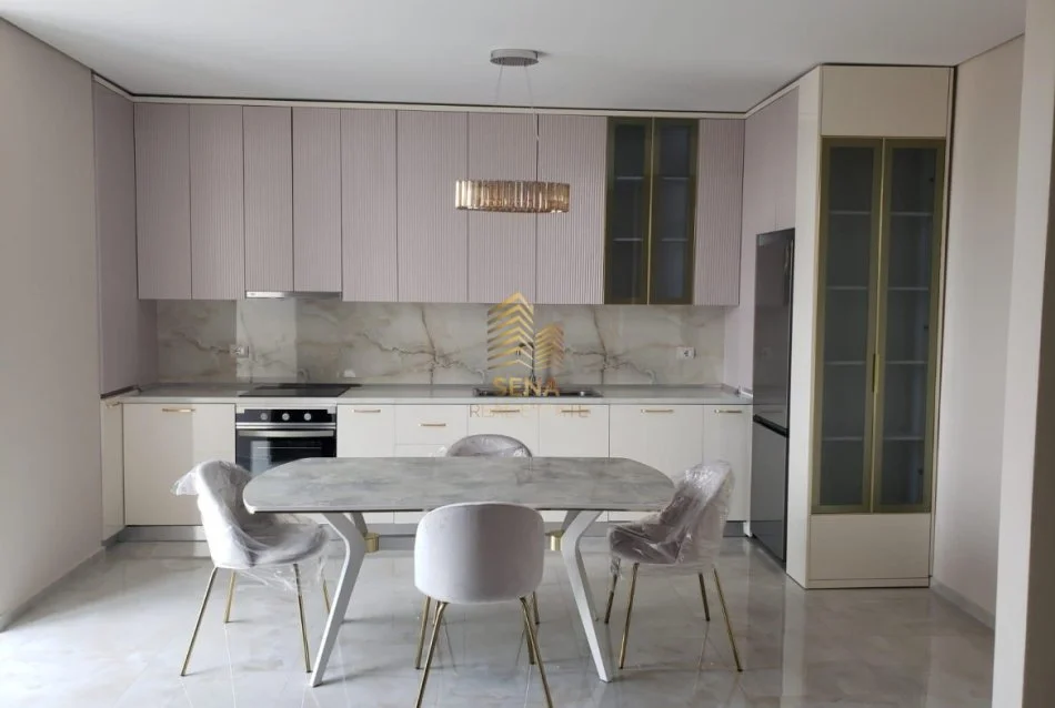 Tirane, jepet me qera apartament 2+1+Ballkon Kati 8, 125 m² 850 € (Kompleksi Milo, Fabrika e Miellit)