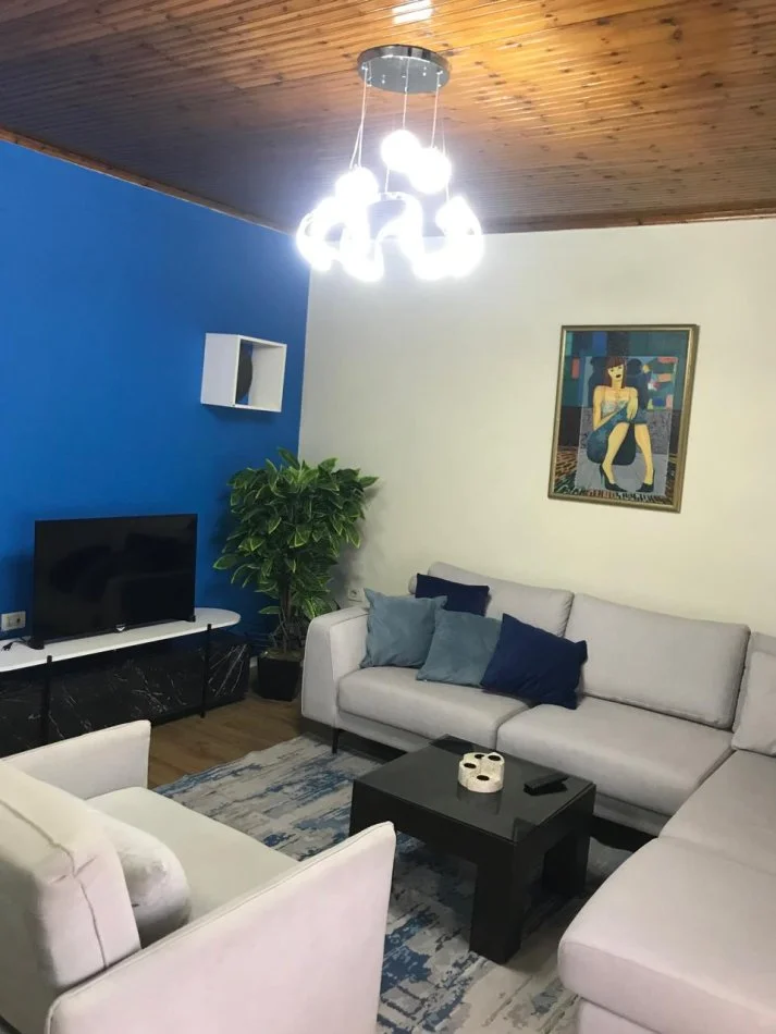 Tirane, jepet me qera apartament 1+1 Kati 6, 60 m² 600 € 