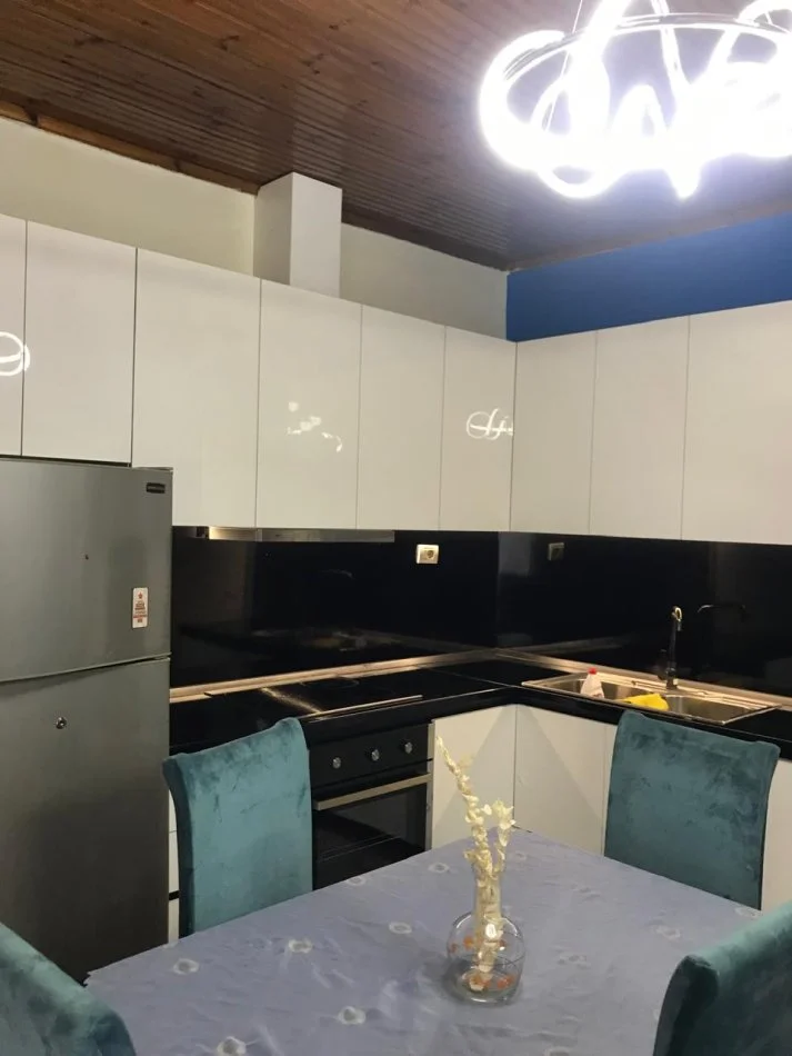 Tirane, jepet me qera apartament 1+1 Kati 6, 60 m² 600 € 