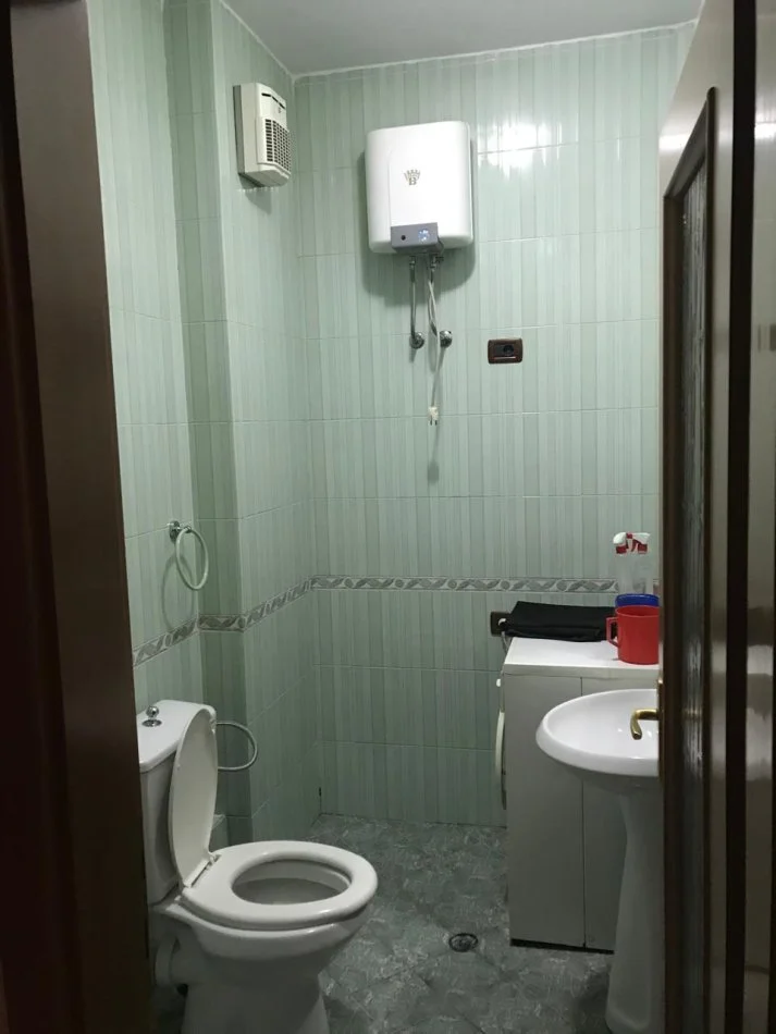 Tirane, jepet me qera apartament 2+1 Kati 3,