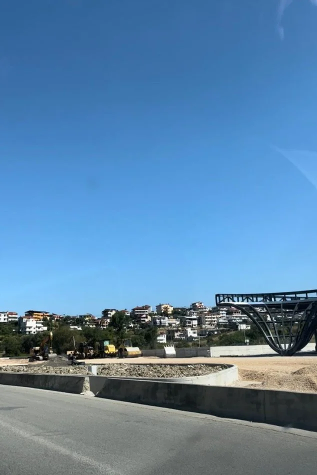 Tirane, shitet toke , 6.600 m² 1.716.000 € (ID: 530481007-62)