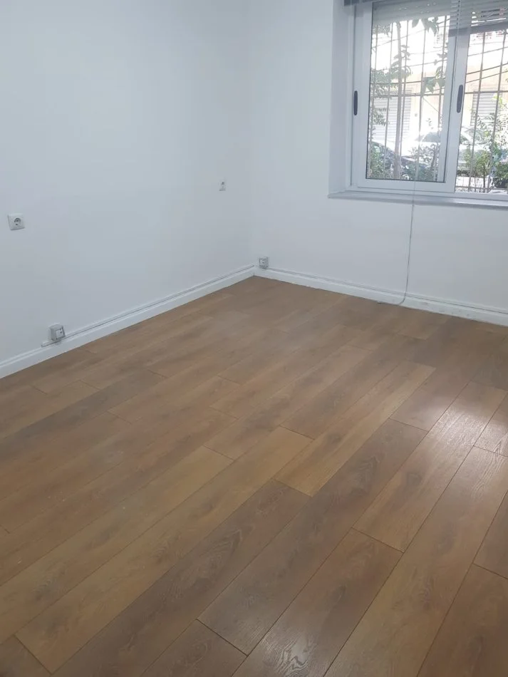 Tirane, jepet me qera apartament 1+1+Ballkon Kati 1, 58 m² 410 € (Muhamet Gjollesha afer NERANXI)