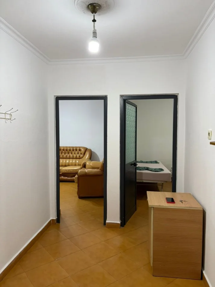 Shqiperi, jepet me qera apartament 1+1 Kati 1, 60 m² 370 €