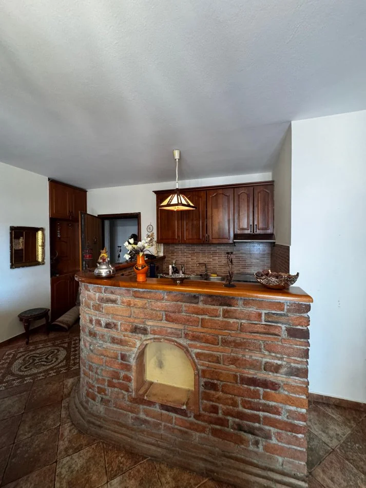 Tirane, jepet me qera apartament 2+1+Ballkon Kati 5, 160 m² 650 € (bulevardi zhan d'ark)