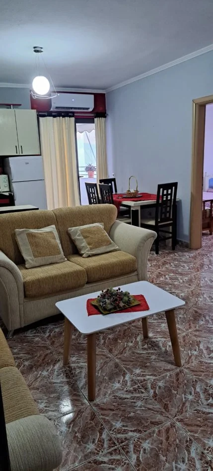 Tirane, jepet me qera apartament 2+1+Ballkon Kati 6, 85 m² 600 € (RRUGA MUZAKET, DON BOSKO)