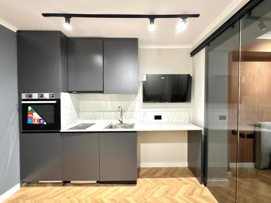 ✨Shiten : 3 Apartamente "2 1+1& 1 garsonjere 📍Qendër/ Mine peza ( në rrugë kryesore) 108 m2 268.000 ( Çdo gjë e re🔥🔥)