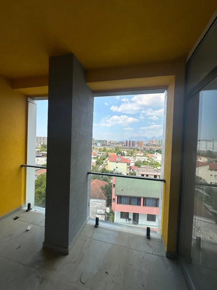 Apartament 2+1+2 me garazh - Kompleksi Bermon, pranë Bulevardit të Ri