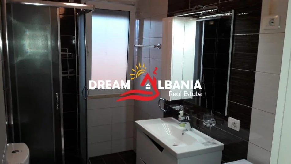 Tirane, jepet me qera apartament 2+1 Kati 5, 105 m² 650 € (ne rrugen Peti, prane Liqenit te Thate)