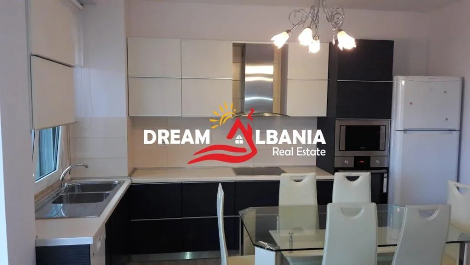 Tirane, jepet me qera apartament 2+1 Kati 5, 105 m² 650 € (ne rrugen Peti, prane Liqenit te Thate)