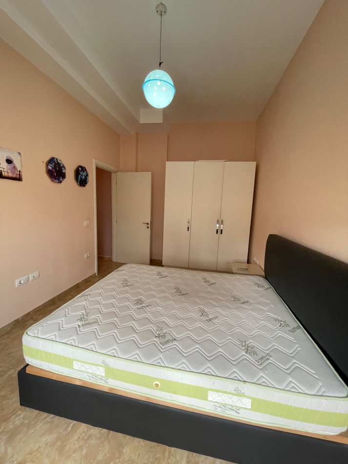 Tirane, jepet me qera apartament 2+1+Ballkon Kati 1, 85 m² 520 € (Residenca Kodra e Diellit)