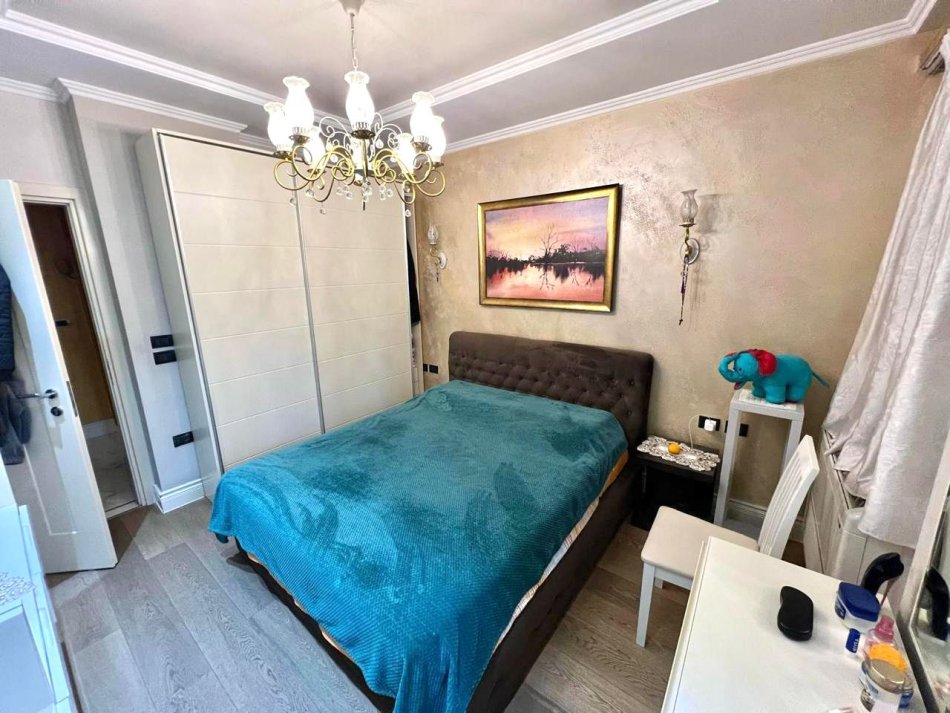 Me Qera : 3+1📍Astir (Prane Artistit) - 750€ - S. 120m² - Kt.5 || Mobilim me Arkitekt✨️