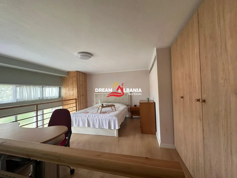 Tirane, jepet me qera apartament duplex Dublex , 40 m² 400 € (ne Selite prane Fakultetit Marin Barleti)