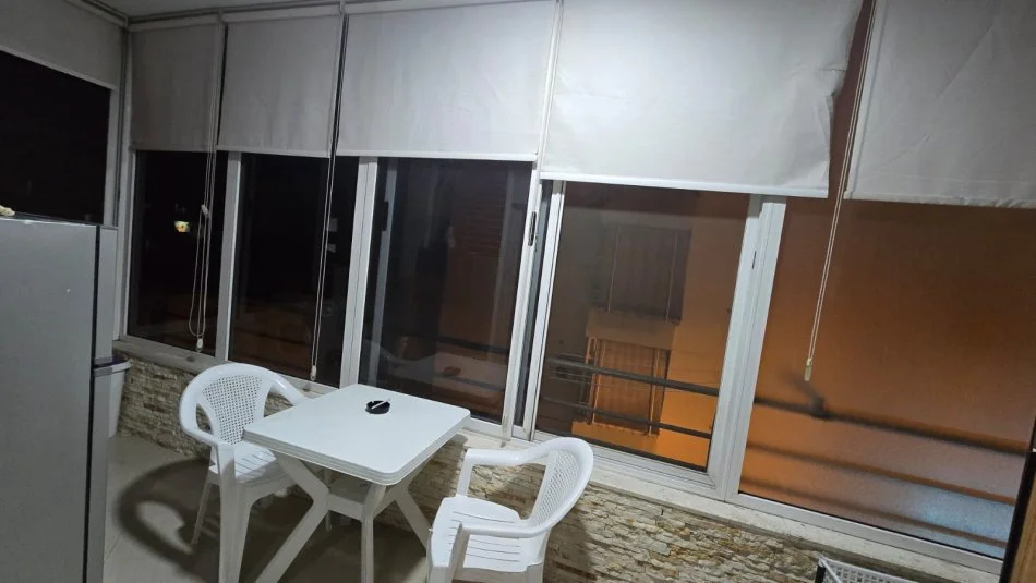 Tirane, jepet me qera apartament 2+1+Ballkon Kati 2, 60 m² 510 € (bil klinton)